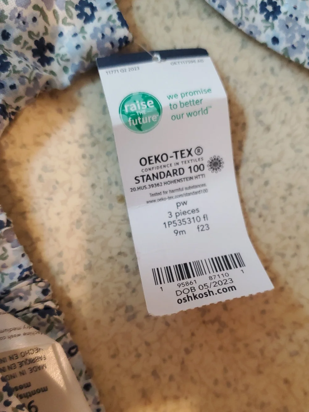 OshKosh Bgosh gentle floral